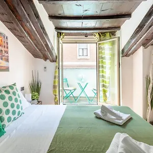  Apartment Vg Fontana Di Trevi - 5 Stelle Proietti Italy