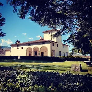  Farm stay Castello Pomino
